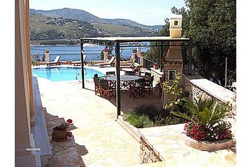 Grčija Chata Kassiópi, Eksterier